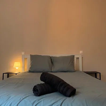 דירה Hyper-centre De *