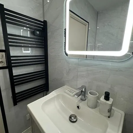 דירה Hyper-centre De *